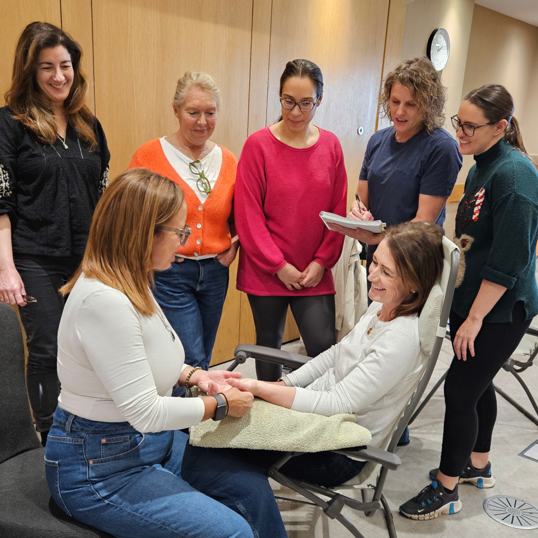 Amanda hand reflexology